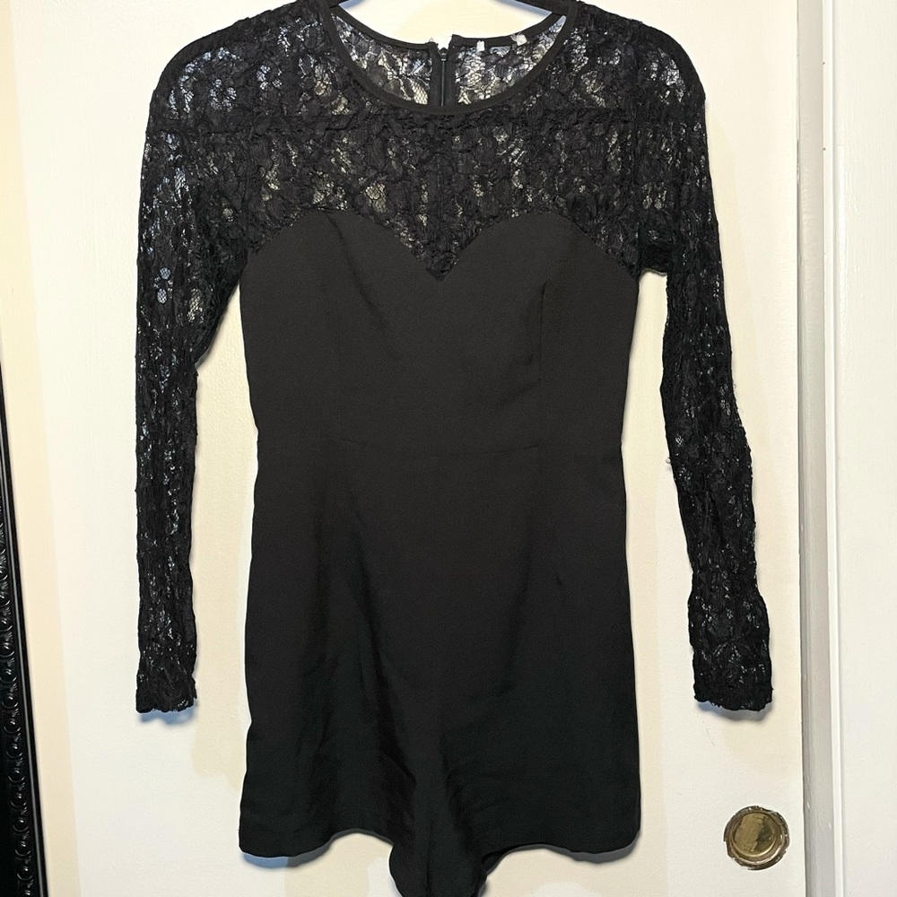 Black Romper w/ Lace Sleeves!
